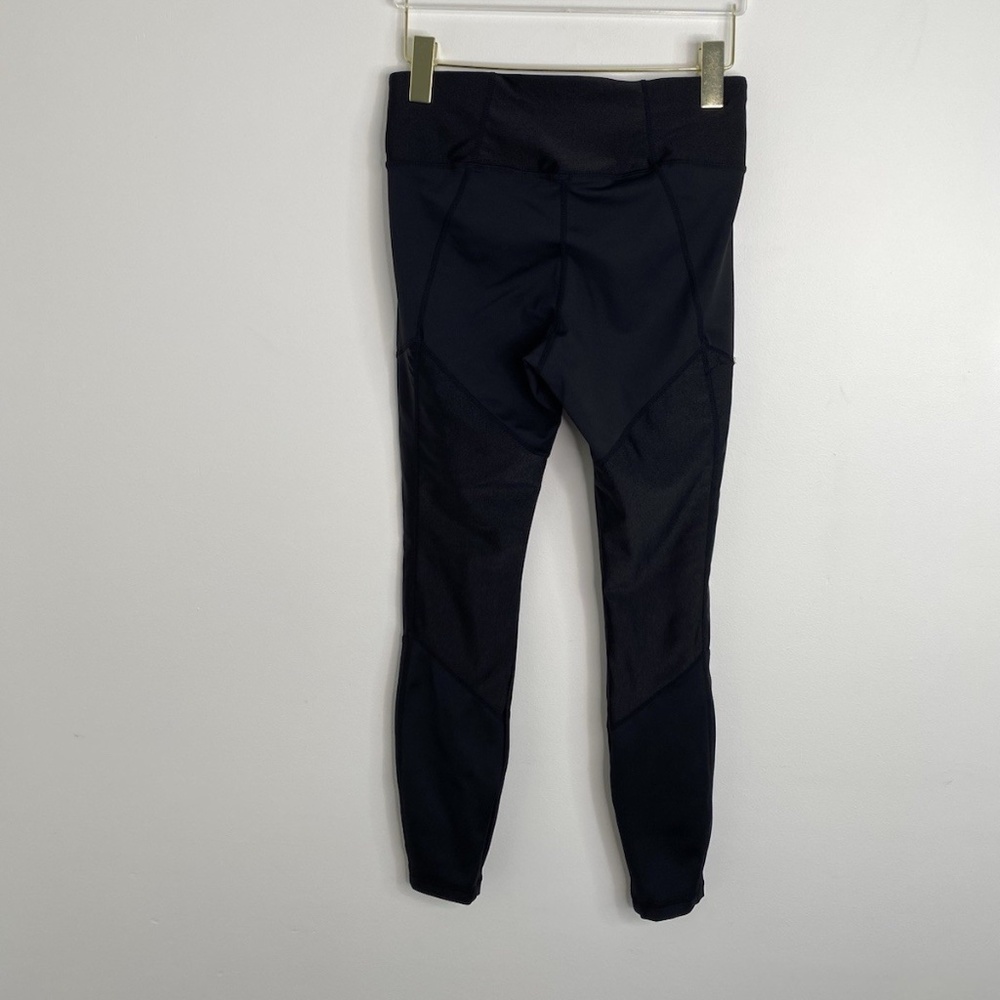 Stronger Sweden Women's Size M Black Stretchy Comfort Leggings Yoga Pilates